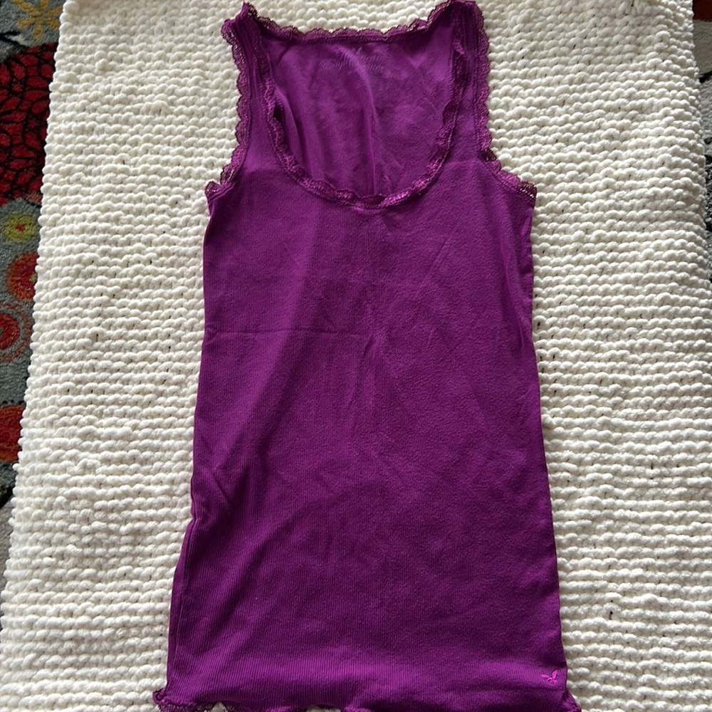 AMERICAN EAGLE Lace Trimmed Sleeveless Ribbed Tank - Large